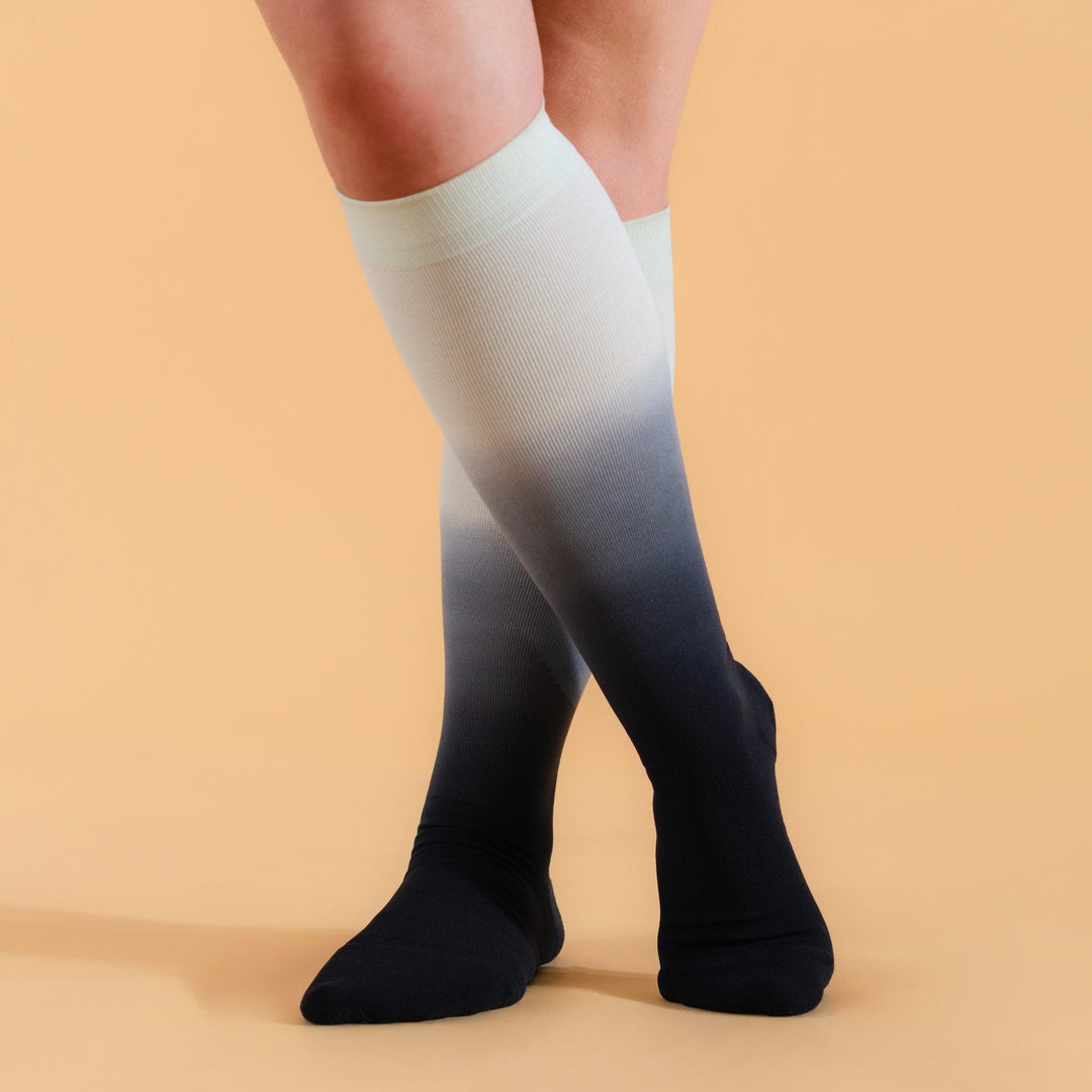 Knee-High Compression Socks - Ombre (20-30 mmHg)