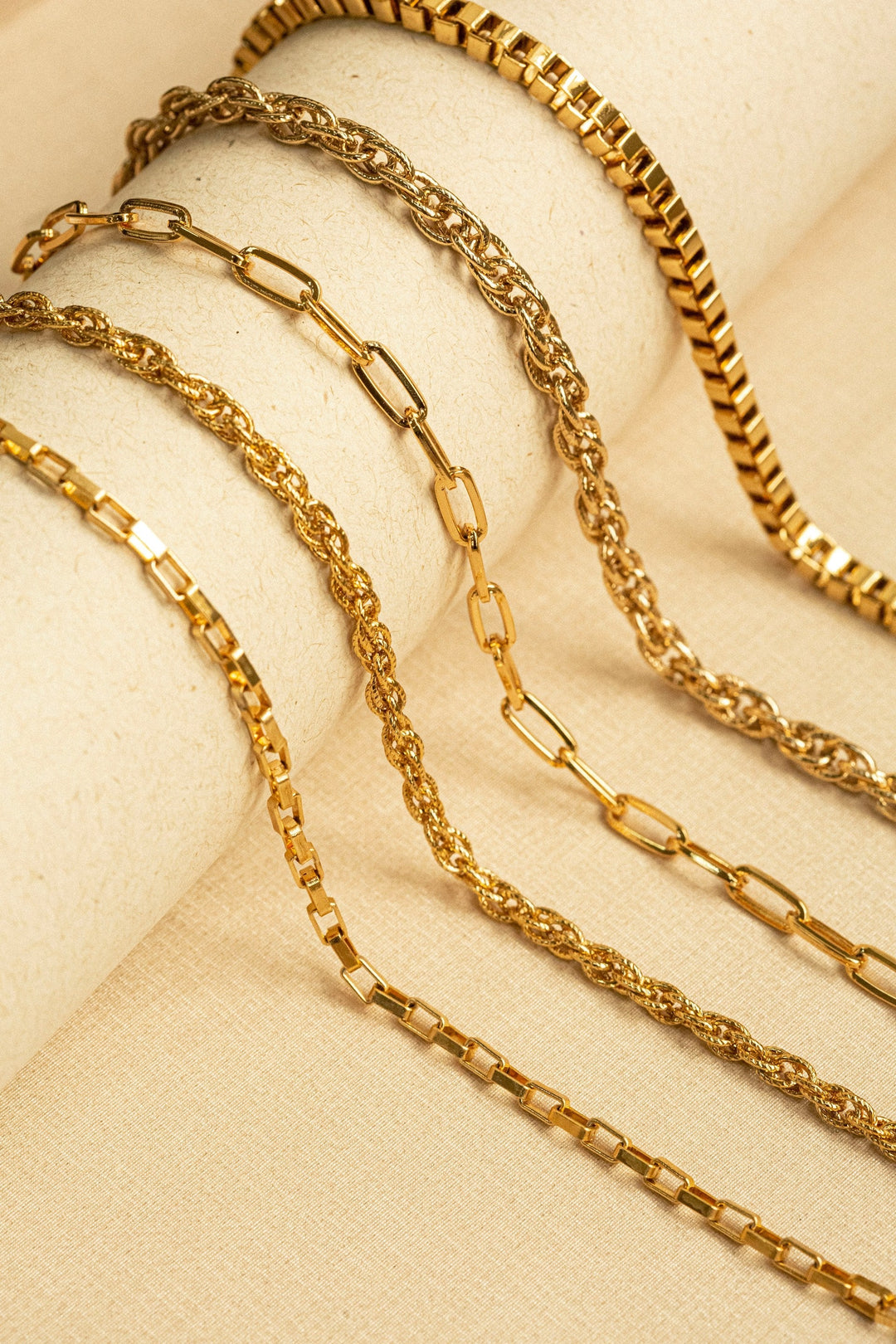 14k Yellow Gold Cable Chain Design Bracelet (0.90 mm)